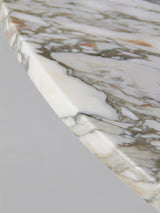Taula de centre de marbre i fusta